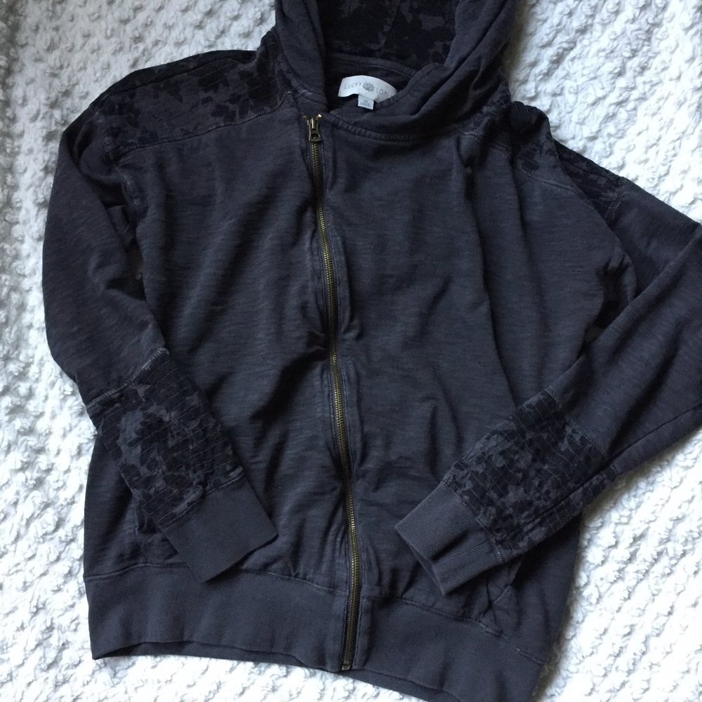Lucky Brand Dark Charcoal Gray Zip Hoodie with Subtle Pattern